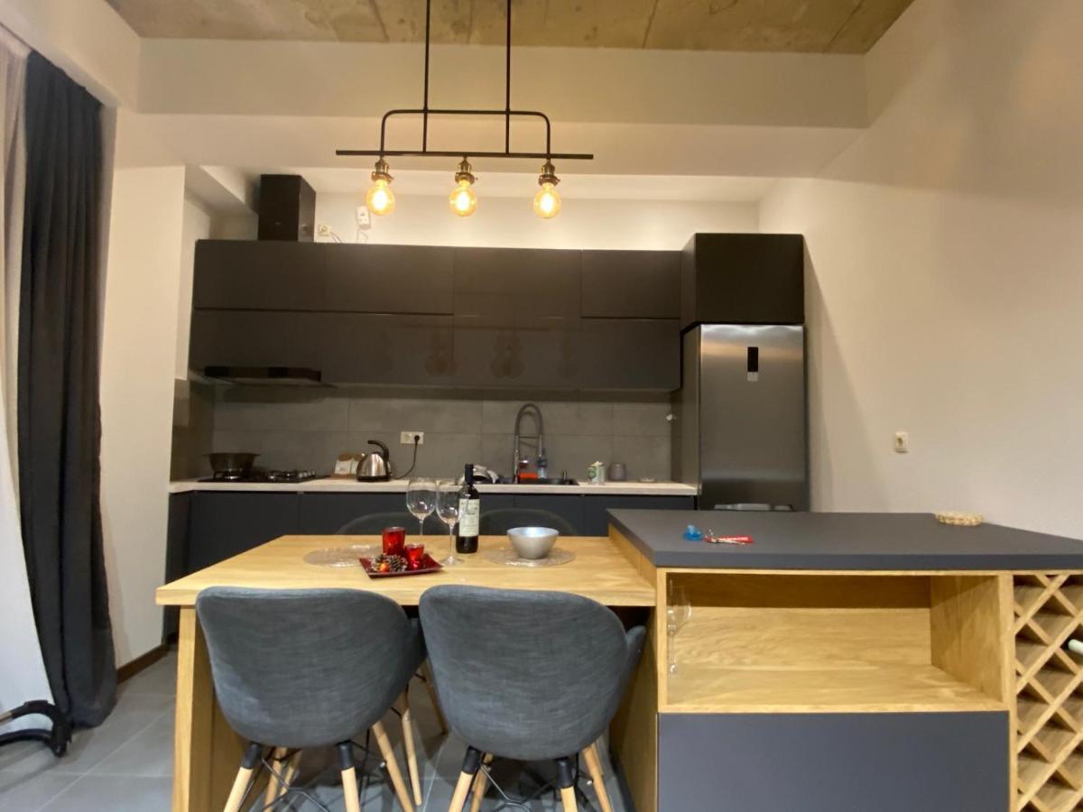 Apartment Sixteen Tiflis Dış mekan fotoğraf