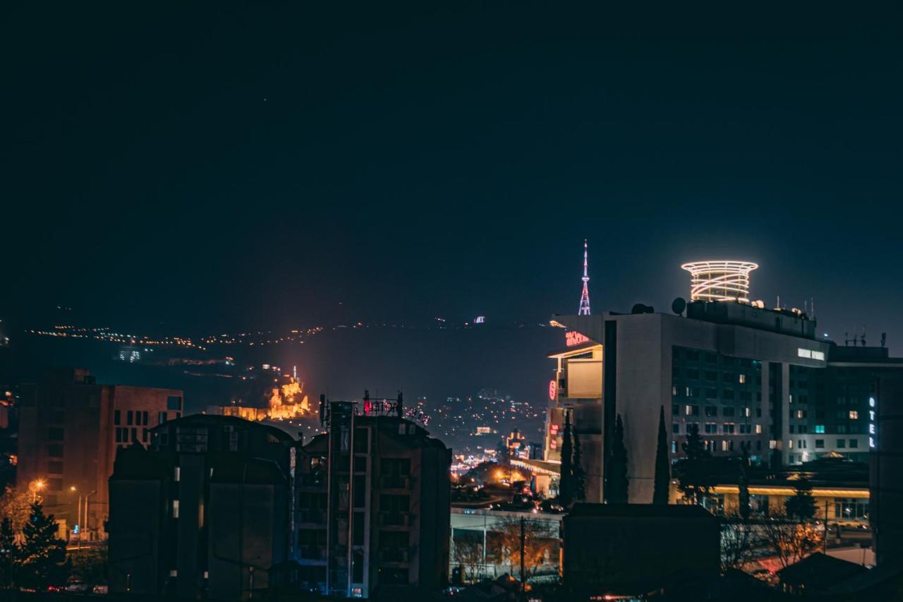 Apartment Sixteen Tiflis Dış mekan fotoğraf